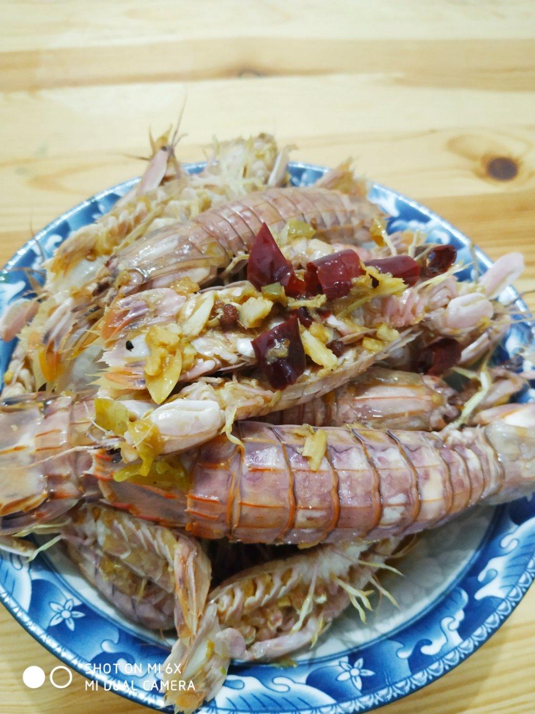 爆爆爆炒皮皮虾(东北称虾爬子)