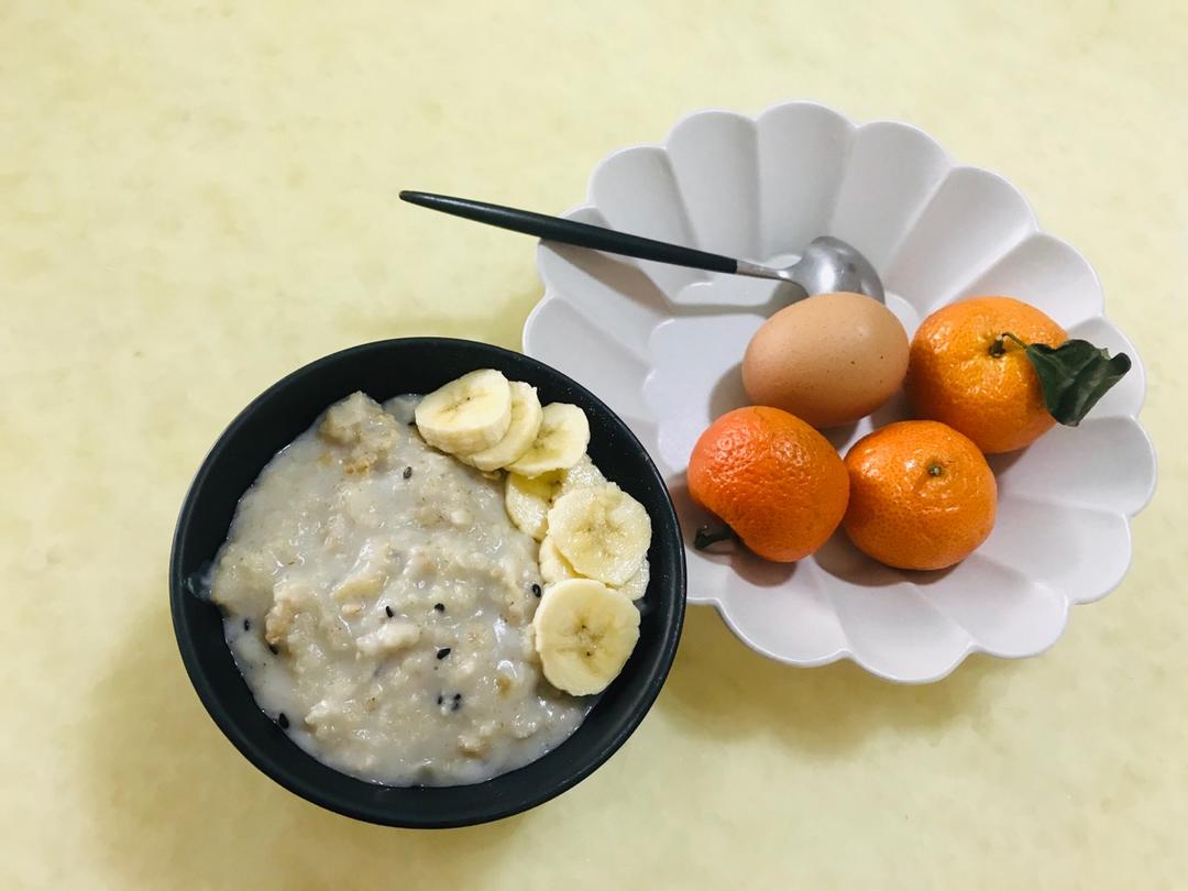 牛奶燕麦粥