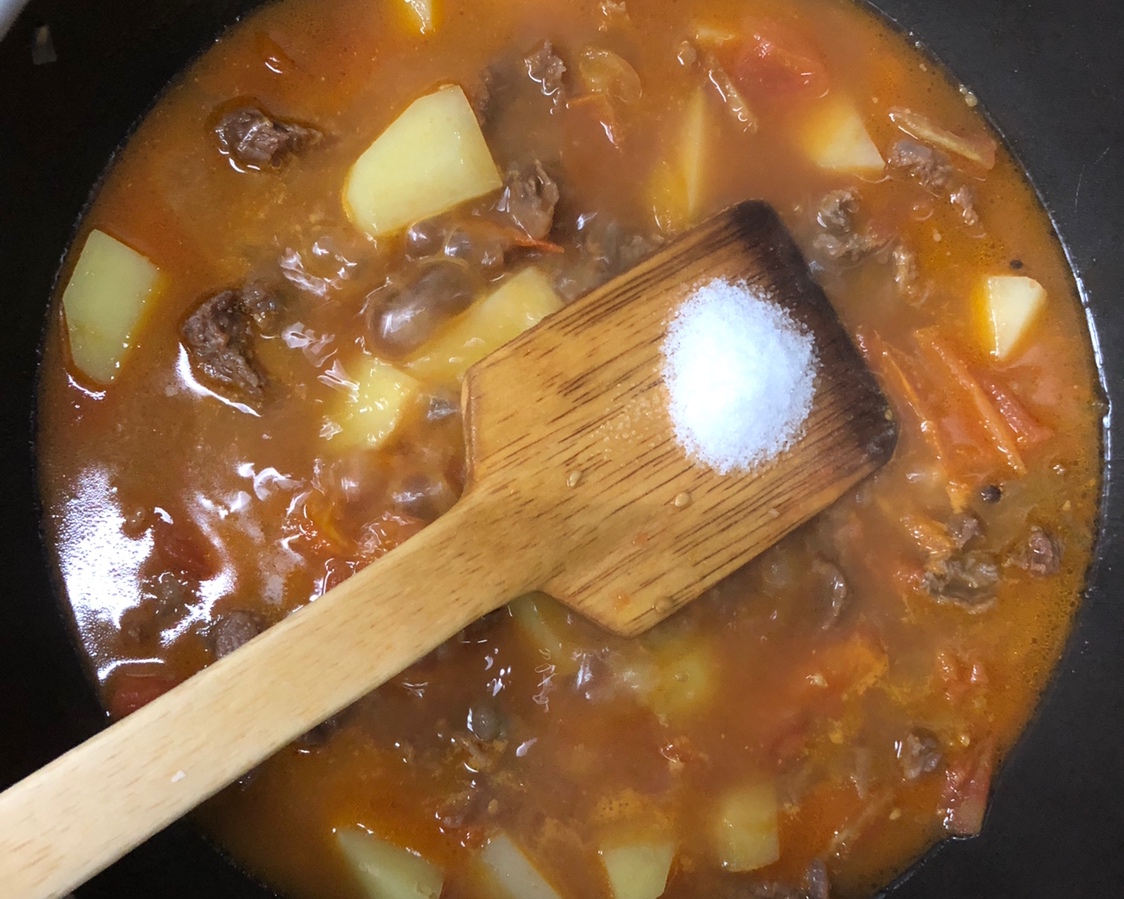 西红柿土豆炖牛肉的做法 步骤12