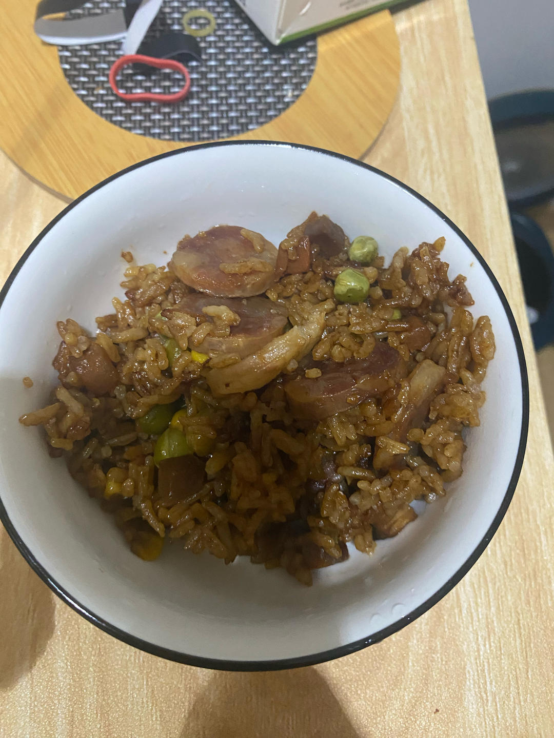 懒人必备～电饭煲腊肠焖饭