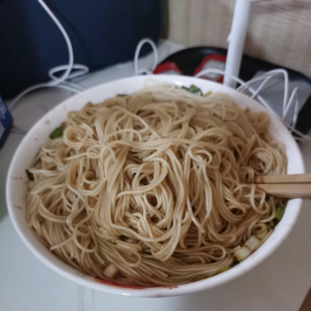 十分钟搞定的热汤面