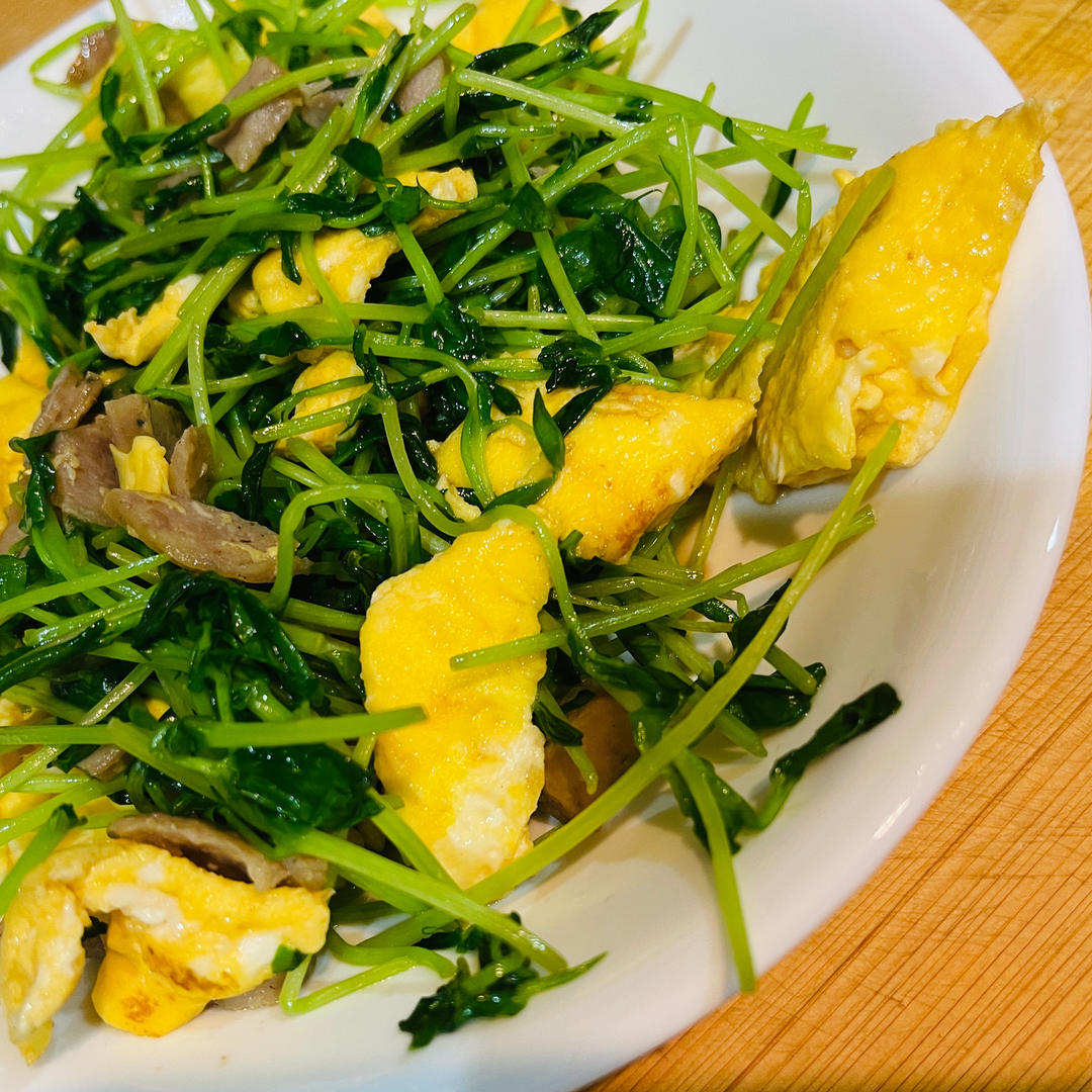 豌豆苗炒鸡蛋