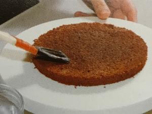 传统德国黑森林蛋糕（超详步骤）的做法 步骤24
