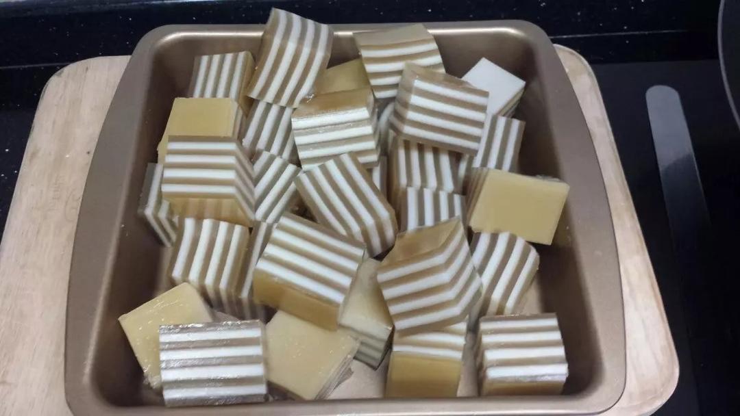 Q弹椰汁千层糕（马蹄糕）