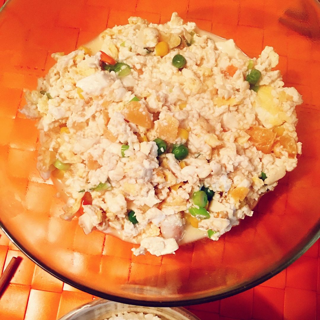 鸡蛋虾仁炒豆腐