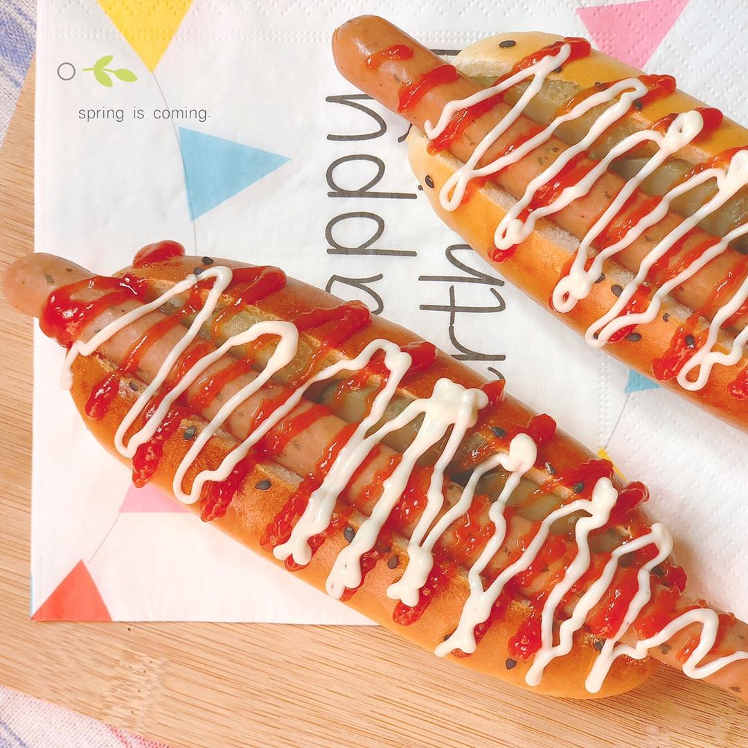 芝麻热狗包+黑胡椒牛肉肠