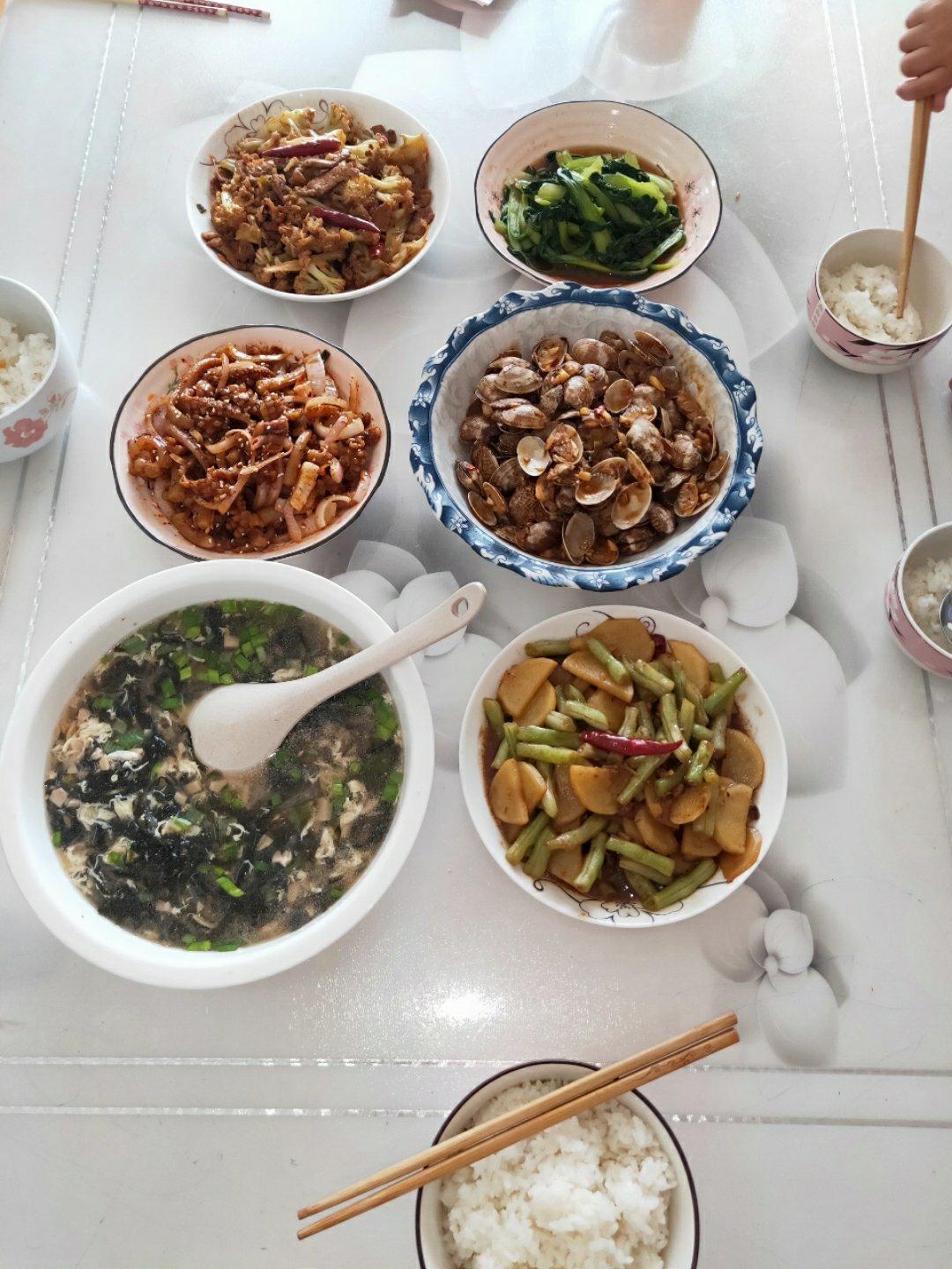 无辣不欢～豆角炒土豆