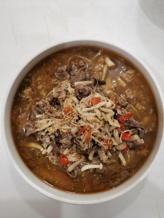 酸汤肥牛