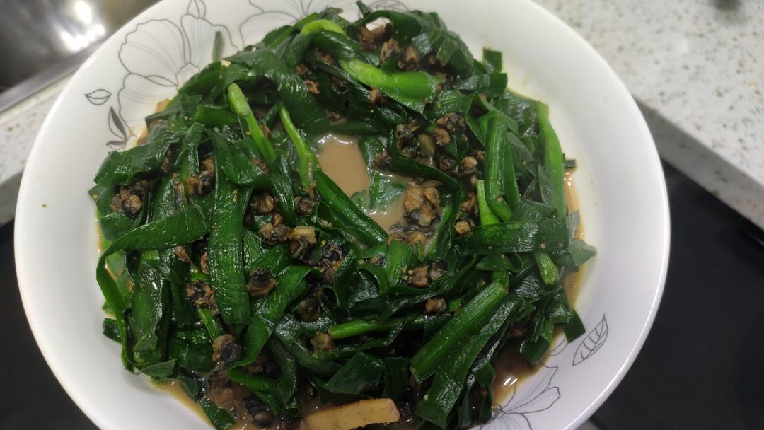 韭菜炒螺丝肉