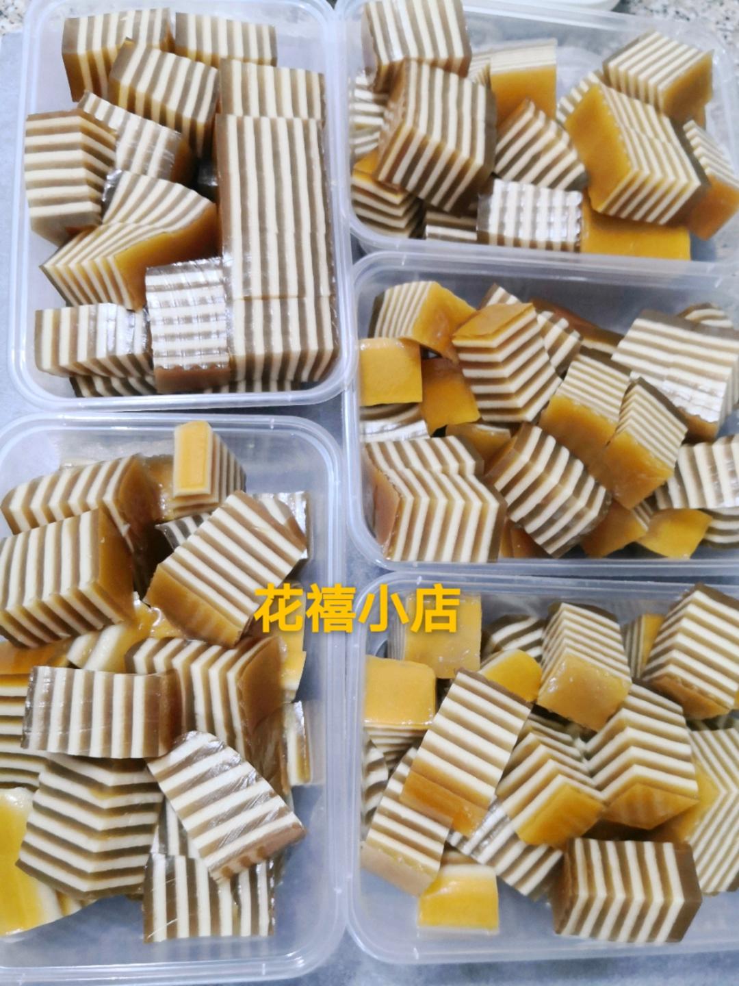 彩色千层椰汁糕