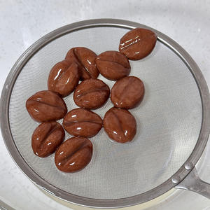 碱个咖啡豆｜以假乱真的咖啡豆碱水面包🫘🥨的做法 步骤11