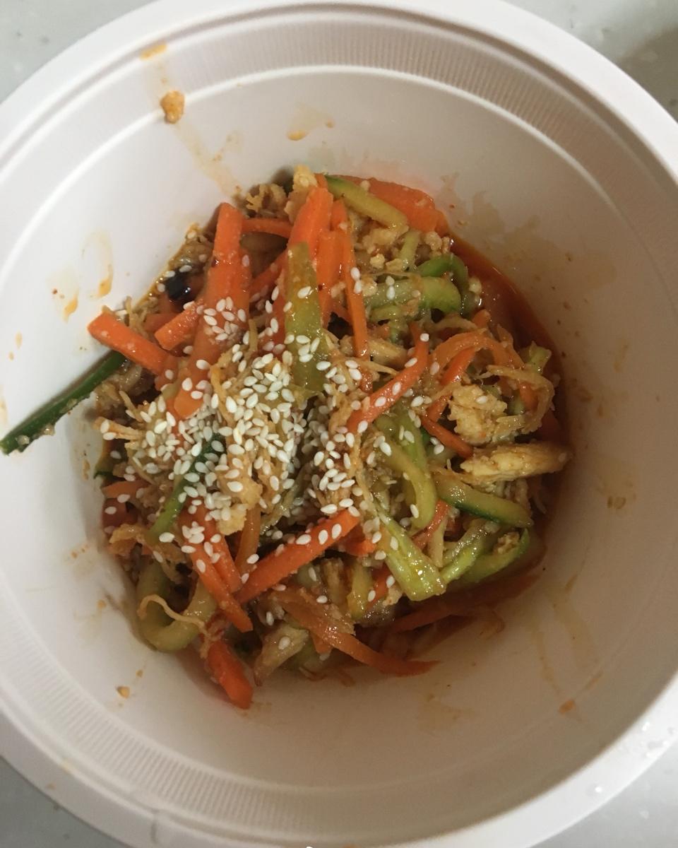 凉拌鸡丝