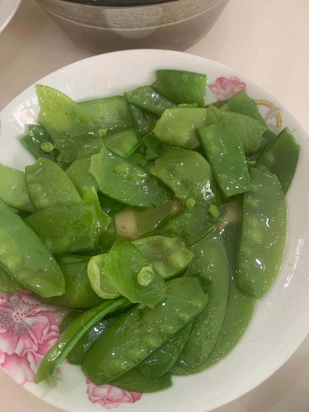 清炒豌豆荚
