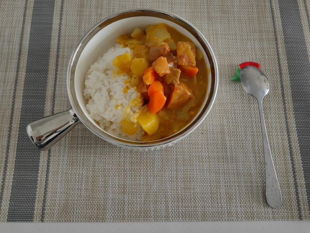 咖喱土豆胡萝卜牛肉