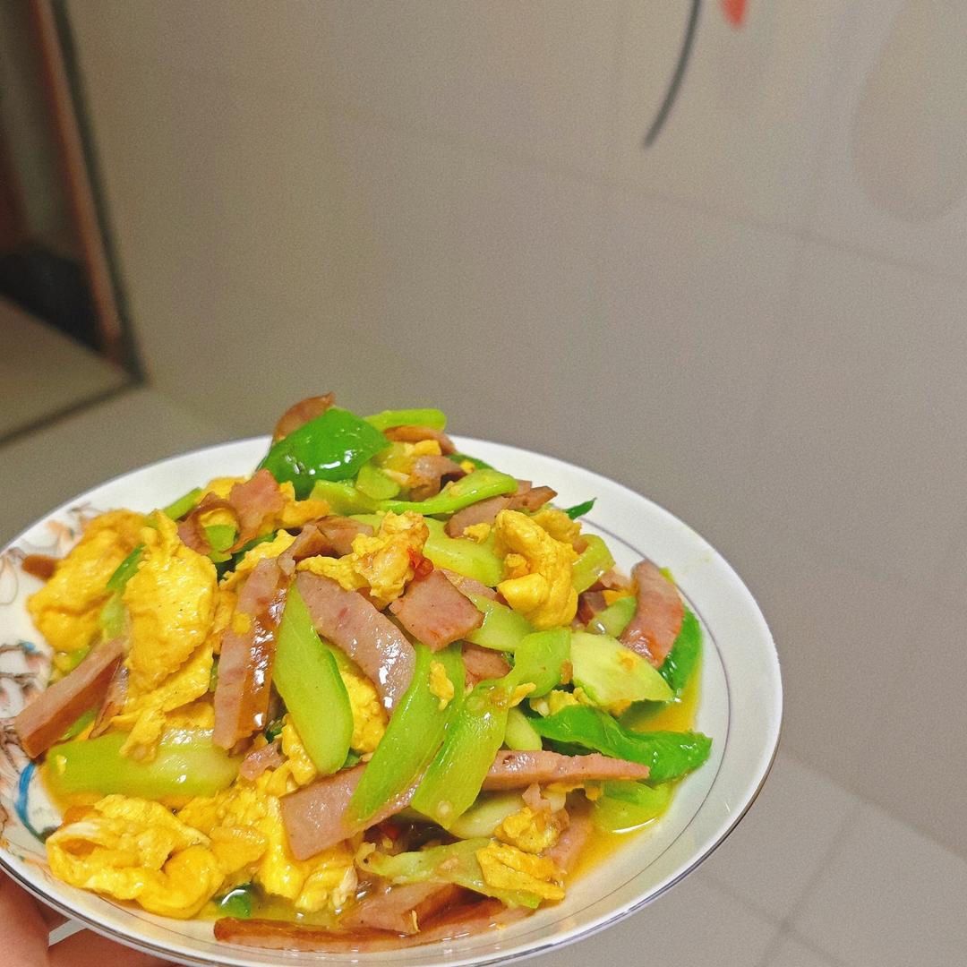 黄瓜炒鸡蛋 （青瓜炒鸡蛋）