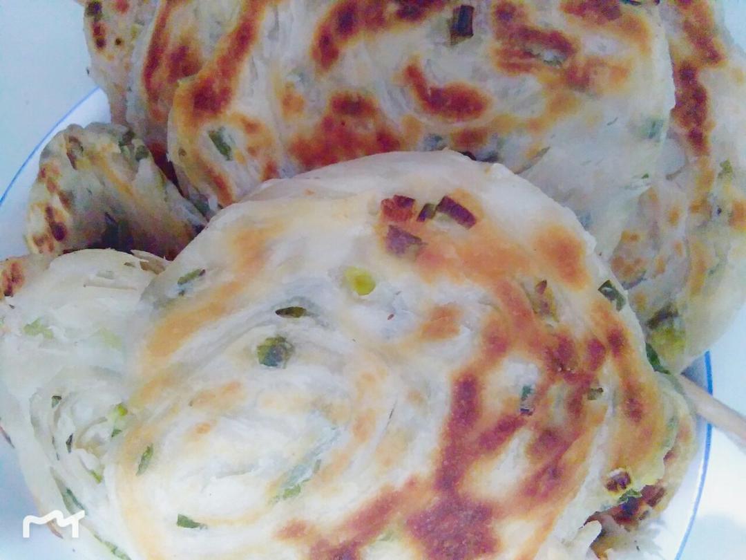 堂妈教你做飘香葱油饼