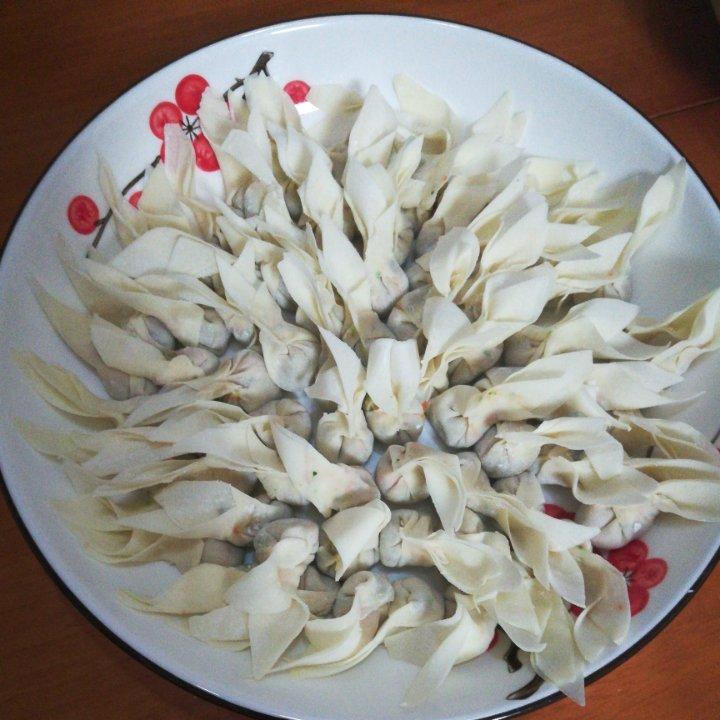 咕噜小宝宝做的小金鱼馄饨宝宝馄饨