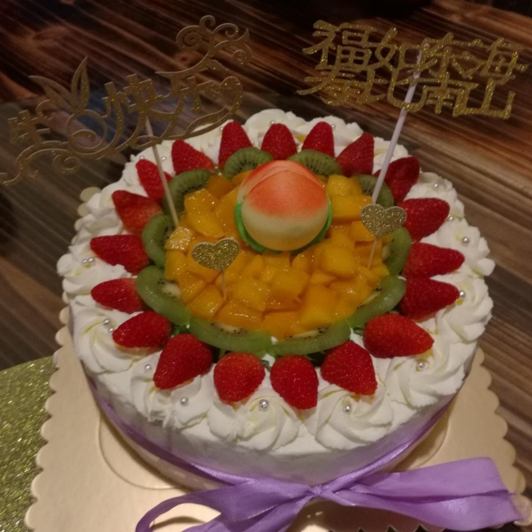 手机用户2821cfw0做的九寸戚风蛋糕