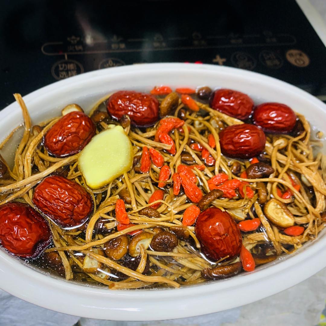 茶樹(shù)菇排骨湯（營(yíng)養(yǎng)靚湯）的做法 步驟5