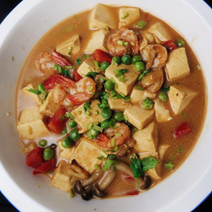 鲜虾豆腐煲