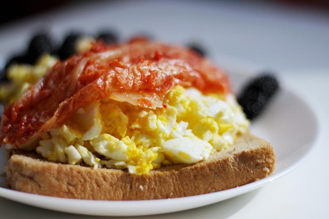 把吃出来的肉吃下去！