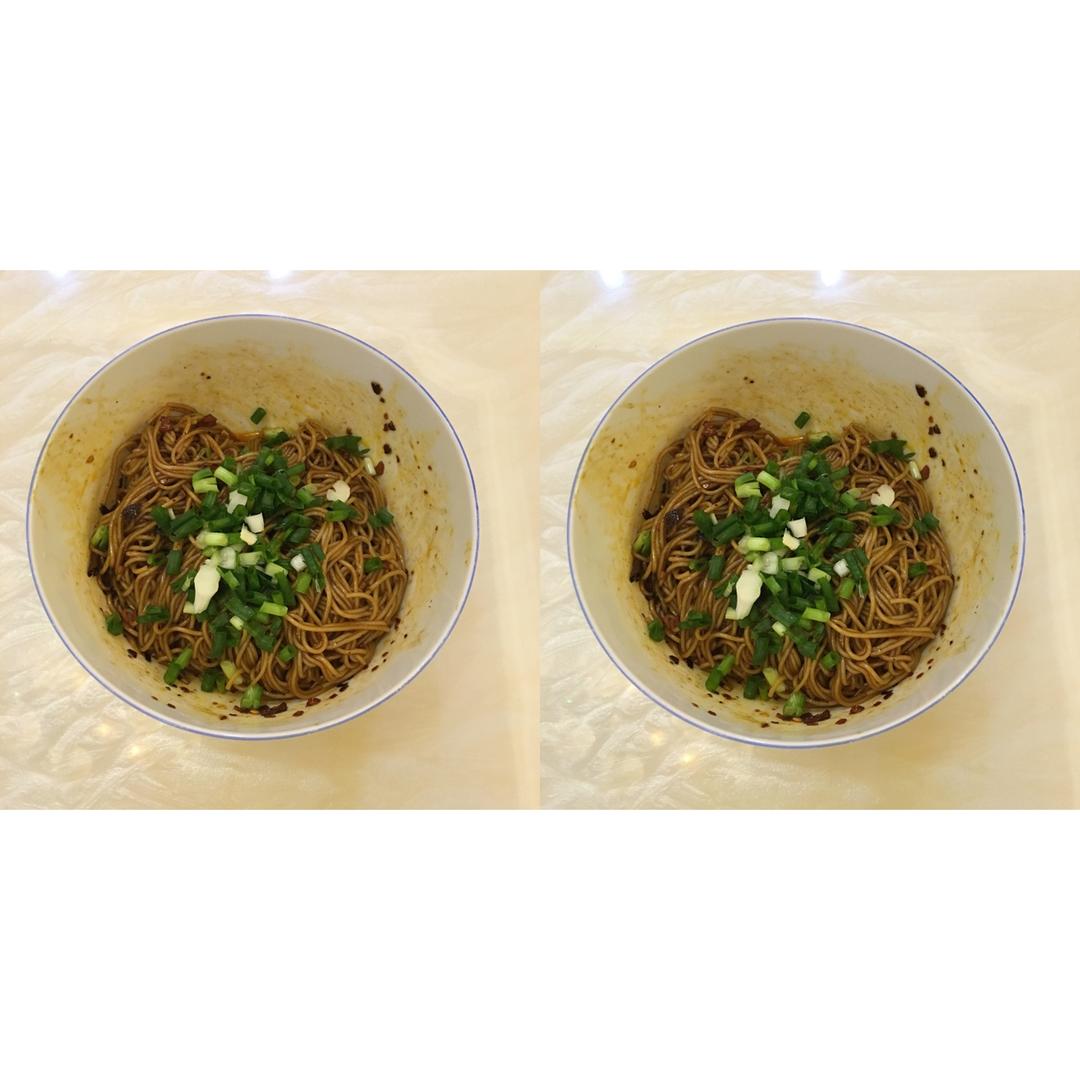 葱油拌面（快手简单，美味无敌）