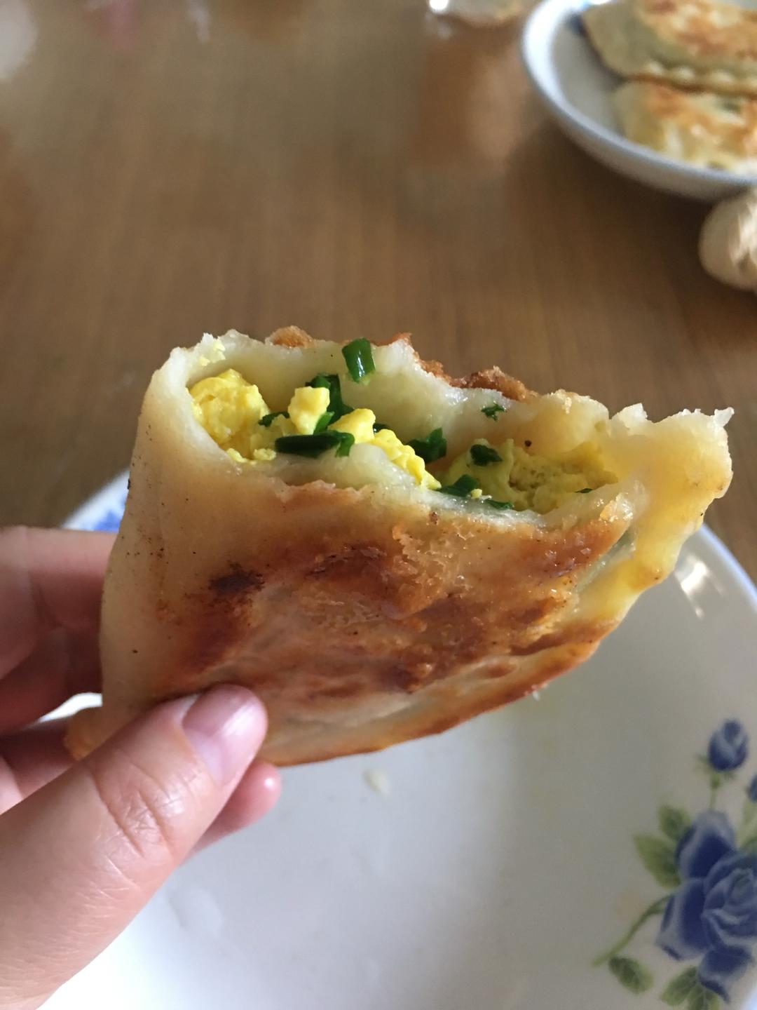 韭菜盒子&香蕉芝士煎饼的做法 步骤10