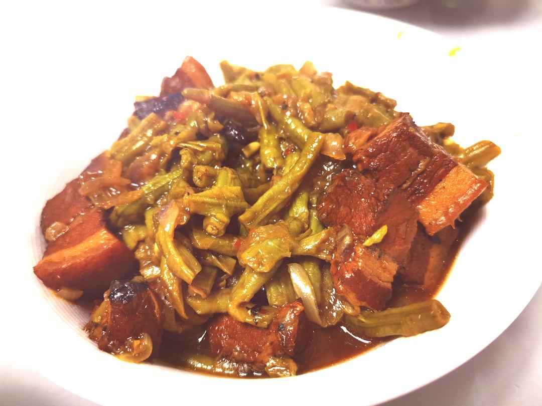 红烧肉炖豆角（绝对下饭）