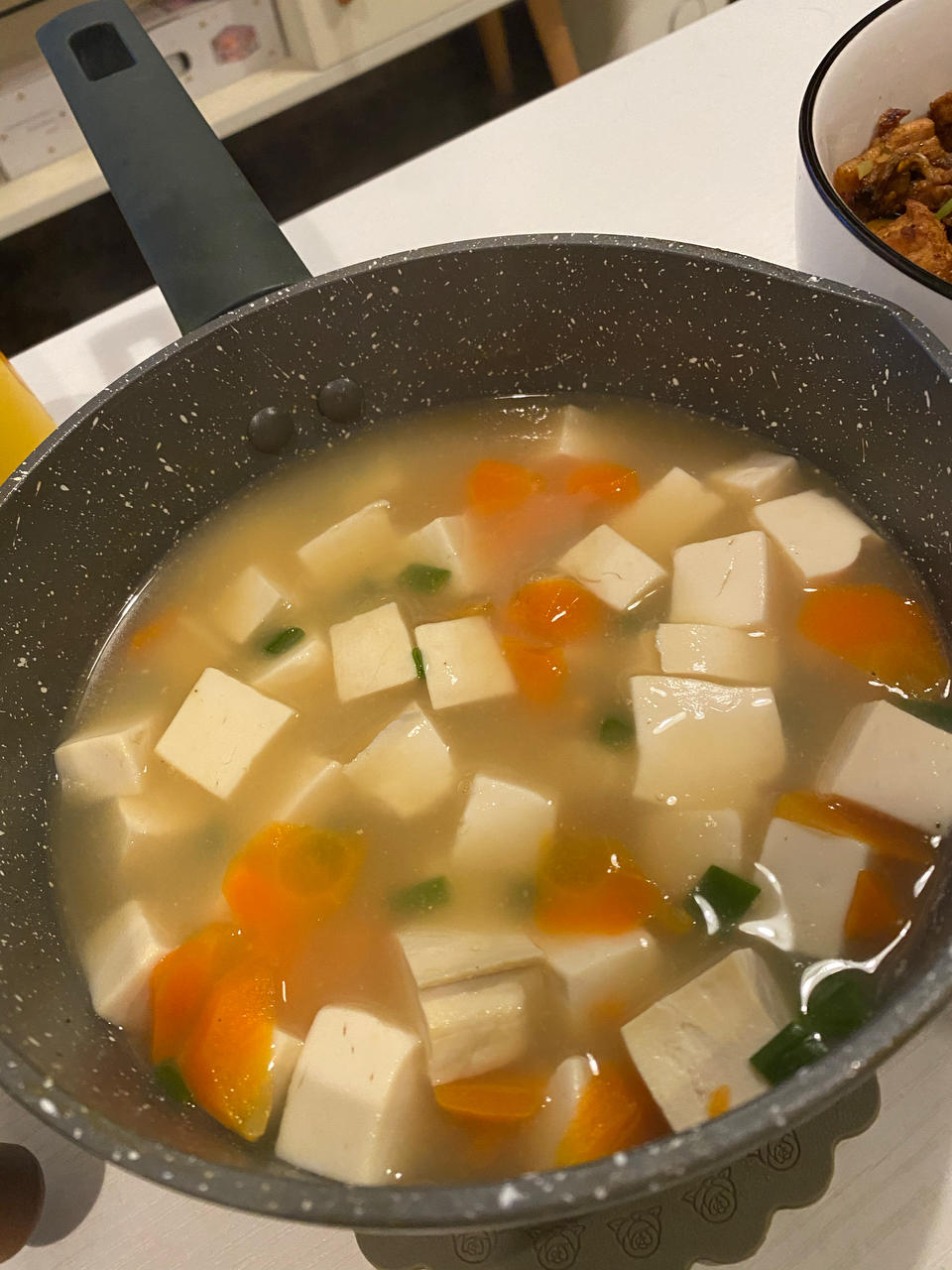 这豆腐汤太鲜美了