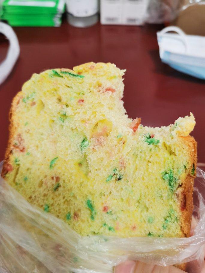 彩椒牛排吐司披萨