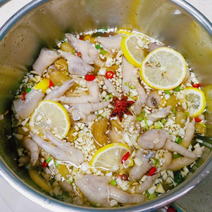 柠檬泡椒凤爪，零差评巨好吃！