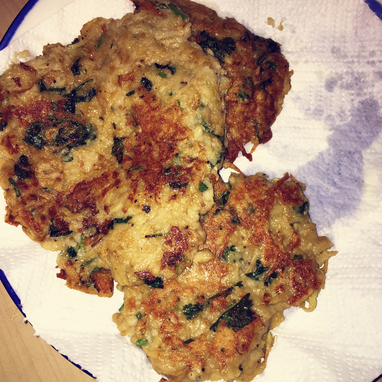 懒人快手餐：鸡蛋藕饼