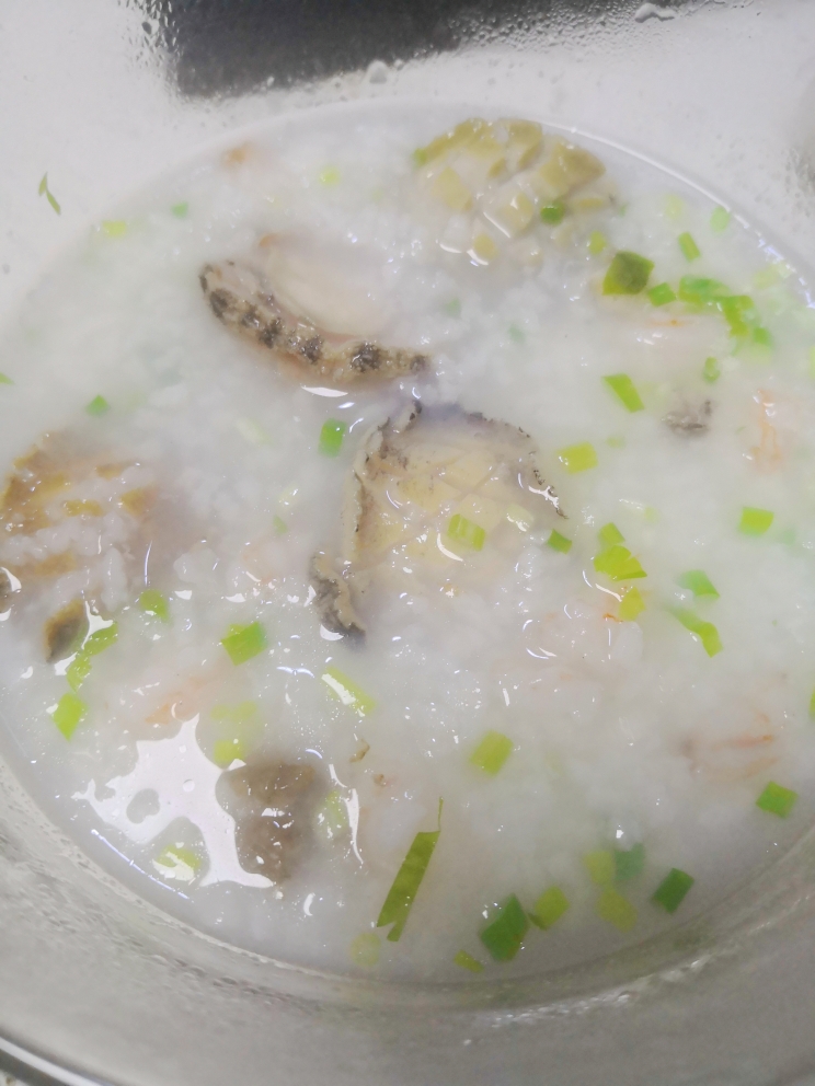 美味鲍鱼鲜虾海参粥的做法