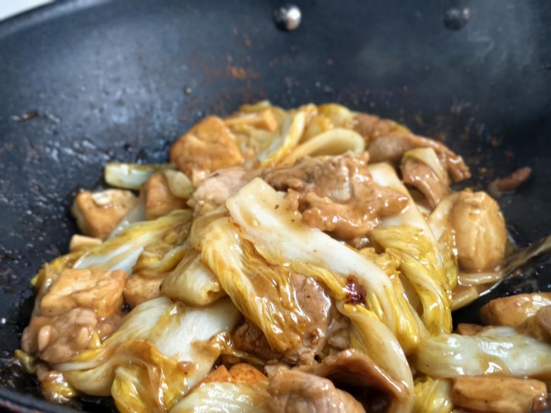 ✨无敌下饭❗️好吃到哭的白菜火腿豆腐煲