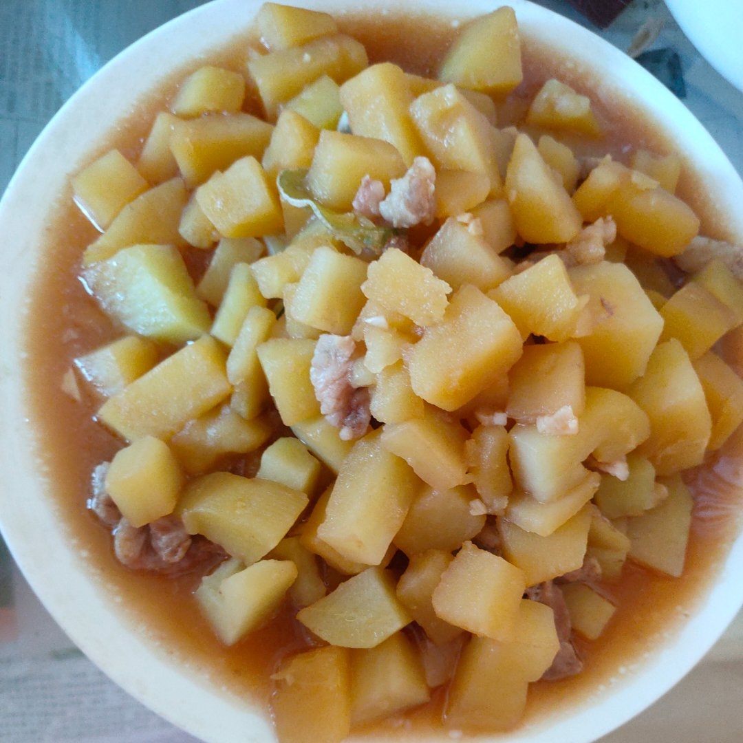 土豆炖猪肉（电饭锅版）
