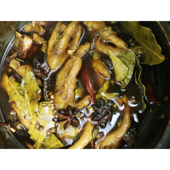 香辣卤鸡爪