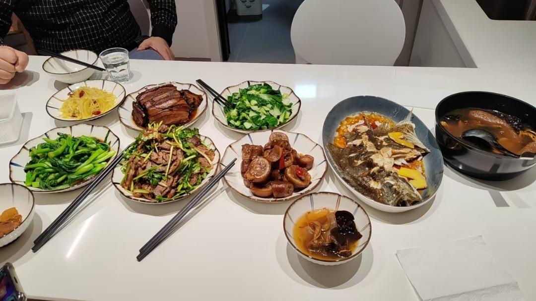 家庭聚餐
