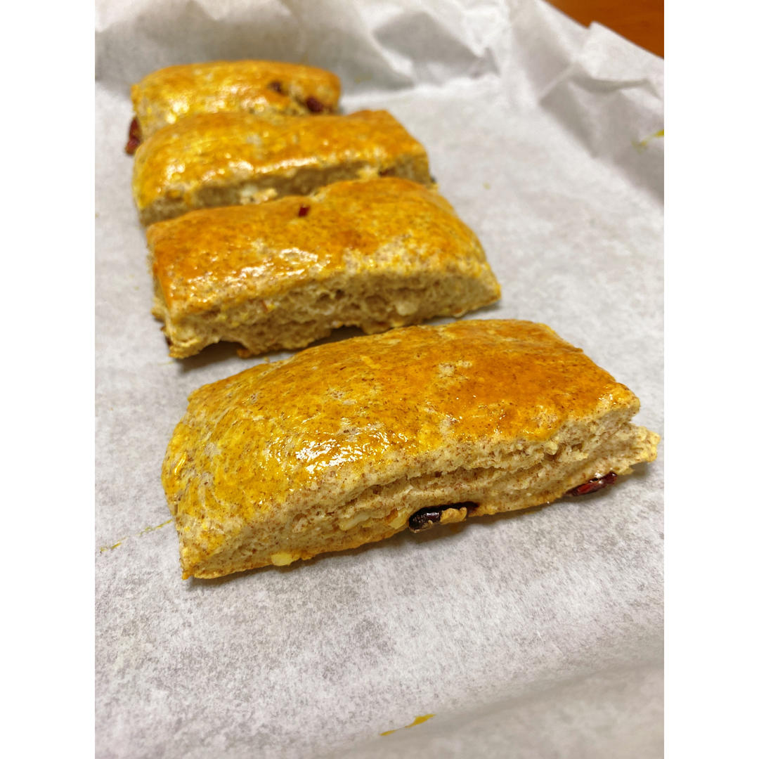 完美裂纹～百分百成功的超好吃奶香司康（禁止搬运）