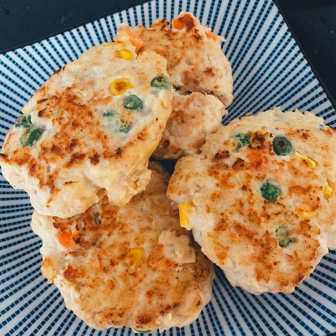 鸡胸肉蔬菜饼