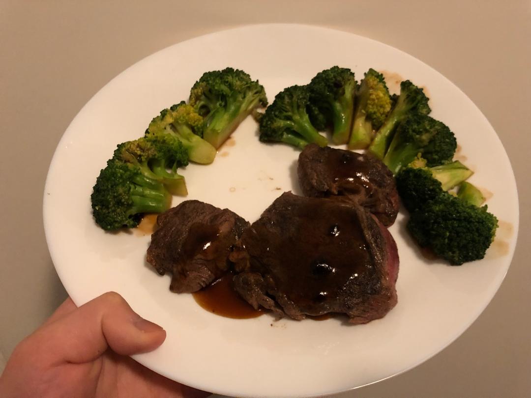 眼肉牛排便当®SUNVALLEY®太阳谷牛排攻略