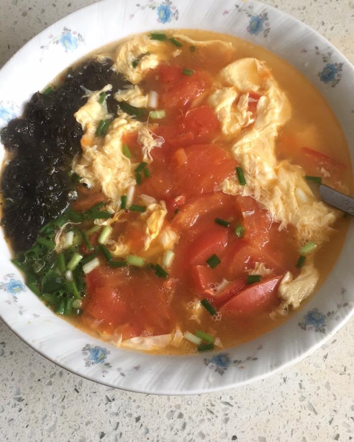好喝到爆的西红柿鸡蛋汤