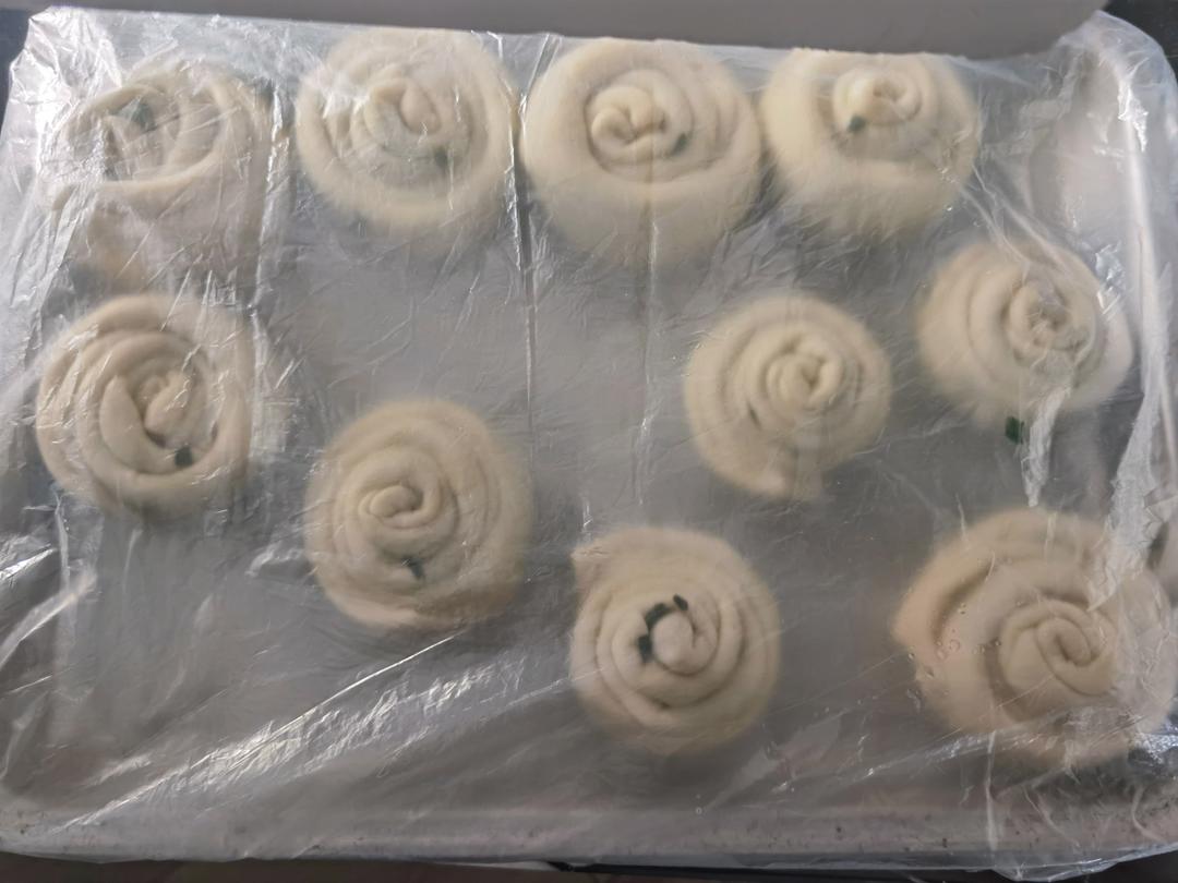 家常葱油饼 柔软多层 凉了也不硬 附细节视频详解