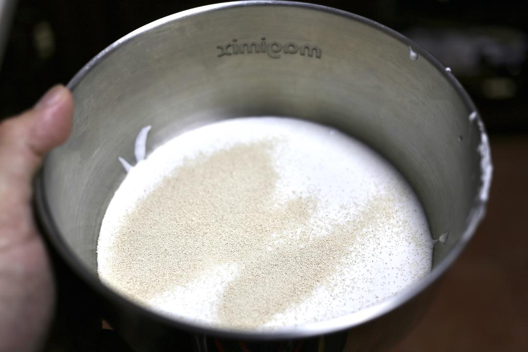 纯奶手撕吐司的做法 步骤1