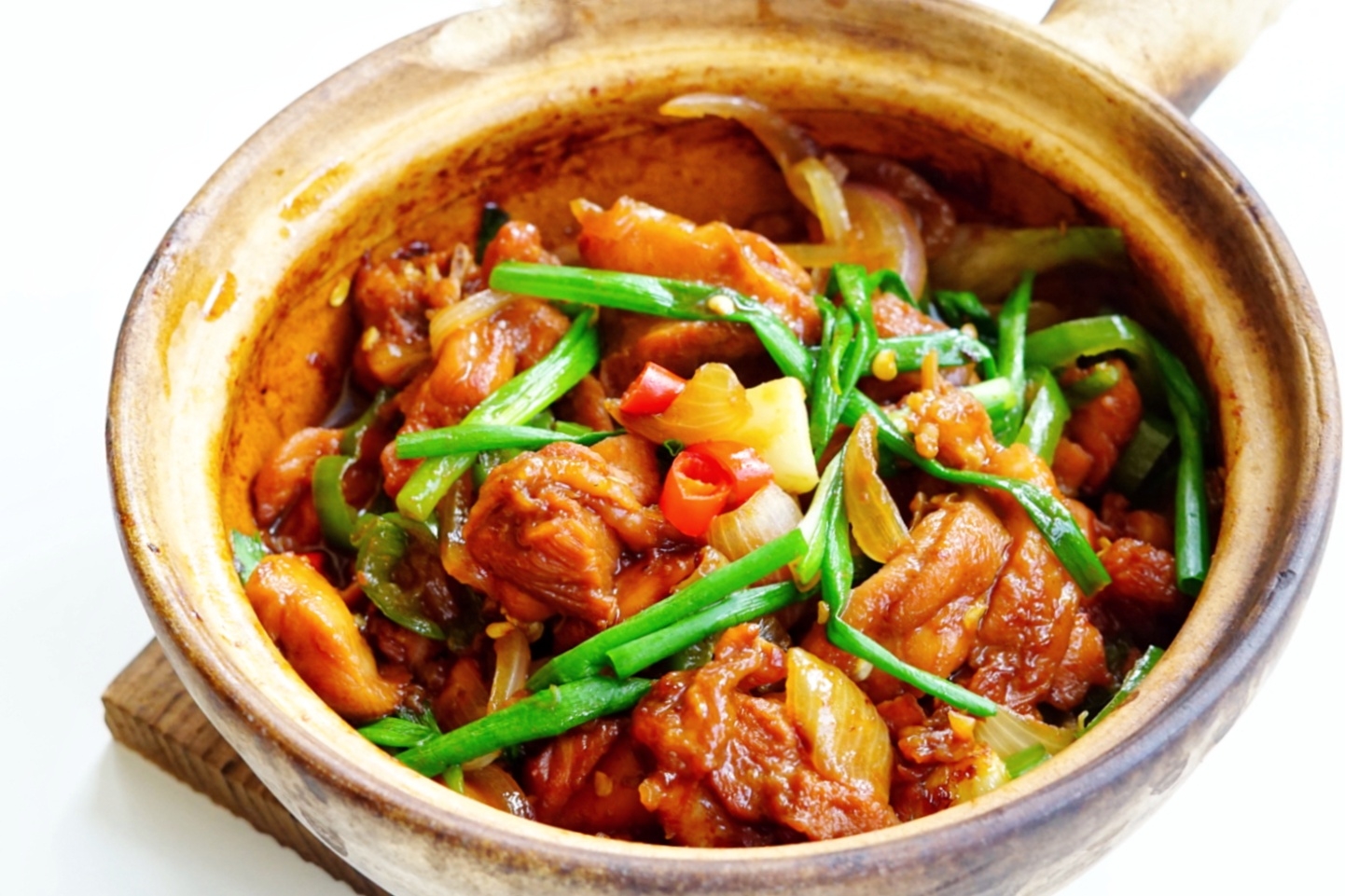 浓香沙姜啫啫鸡煲的做法