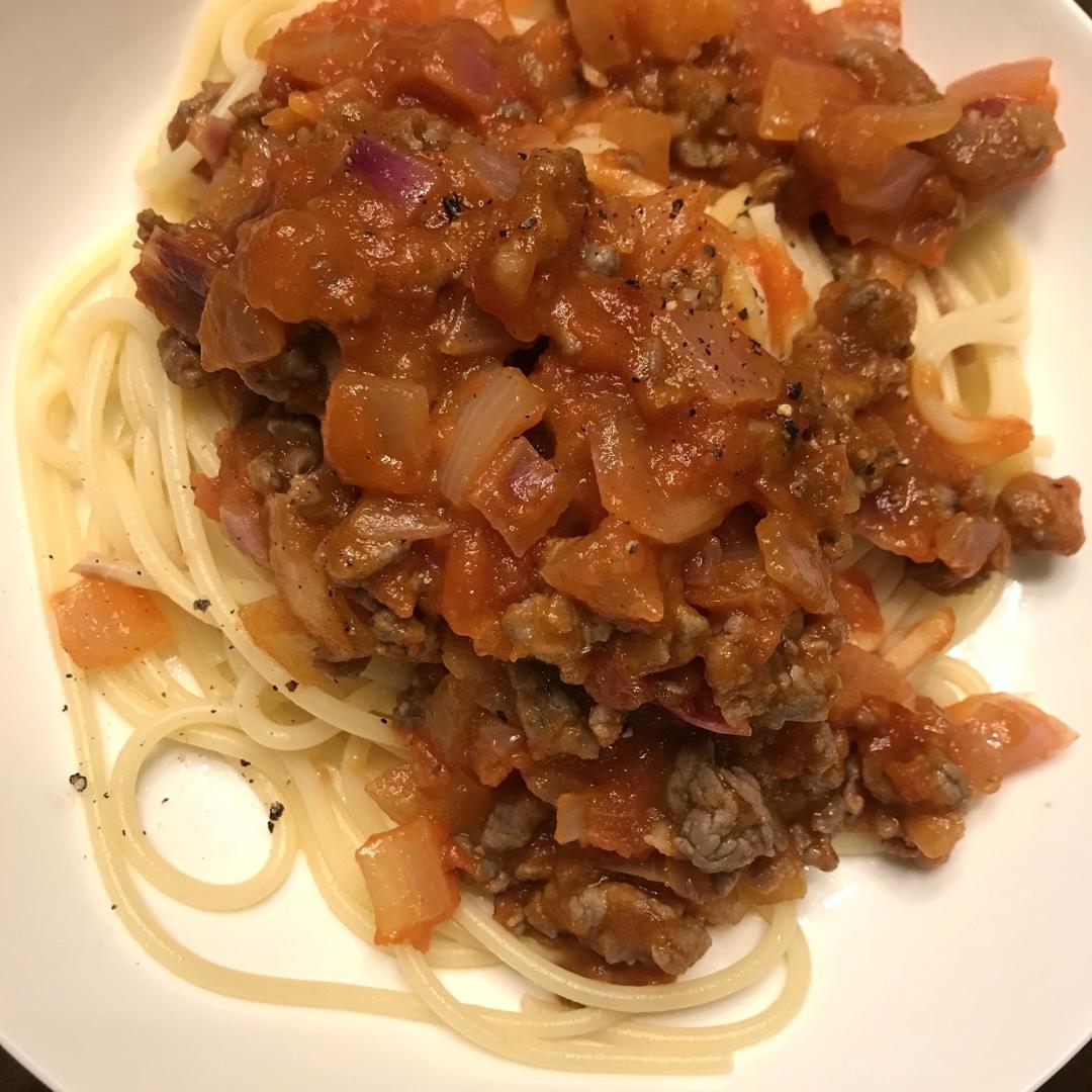 番茄肉酱意大利面