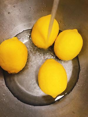柠檬冰糖酵素的做法 步骤2