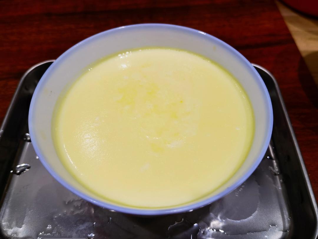 牛奶蒸蛋