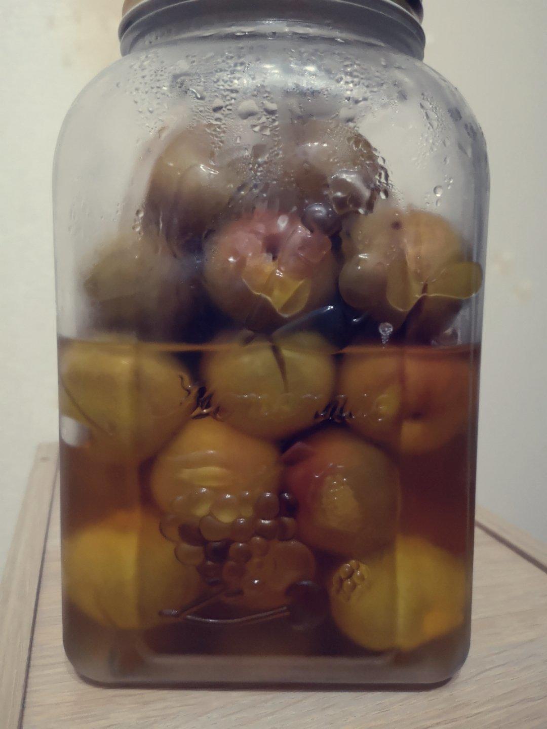 糖渍李子