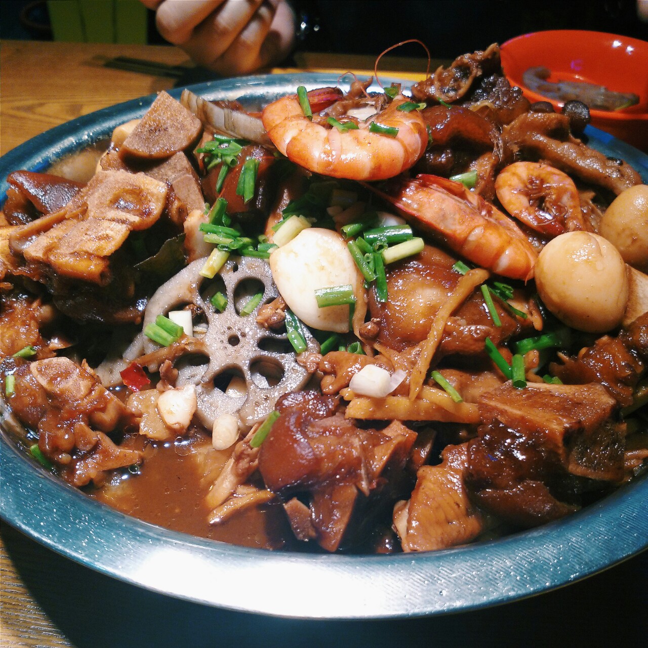 韩国泡菜炒猪头肉