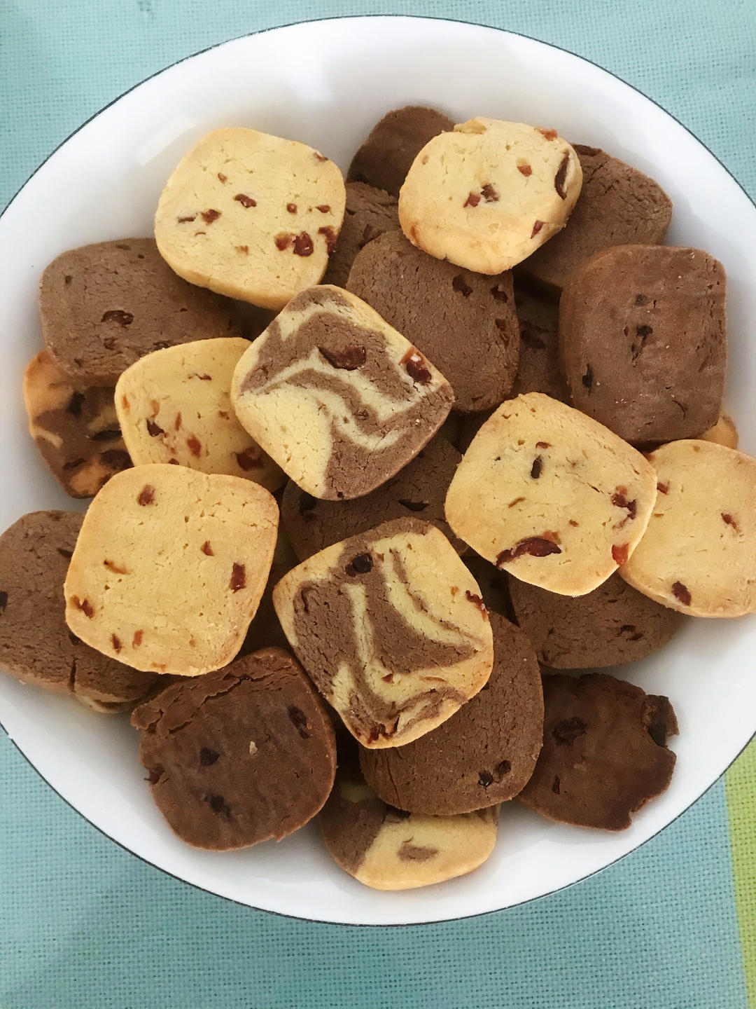 低糖版，奶香味十足的蔓越莓饼干